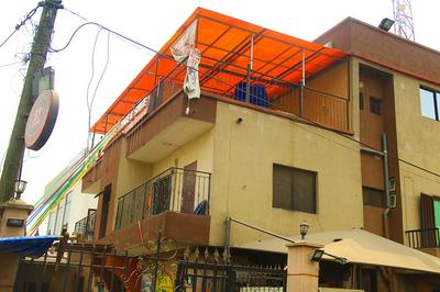 New Travellers Lodge & Suite