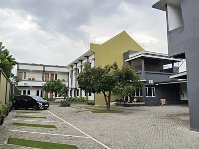 RR -2 Syariah Hotel SLG