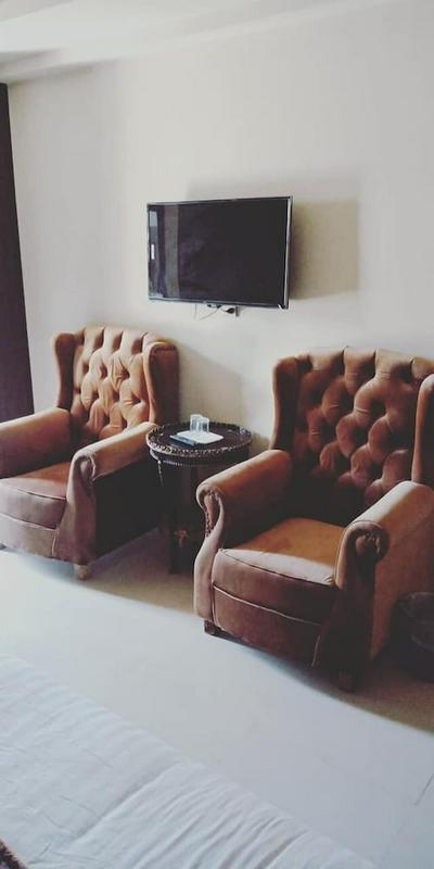 Manila Heights Hotel