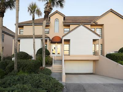 Ponte Vedra Ocean Manor 106-D by Distinctive Beach Rentals