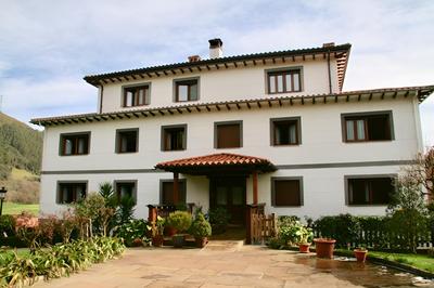 Apartamentos Rurales La Bardenilla