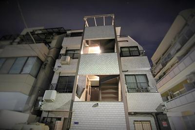 Micro Hotels near Roppongi