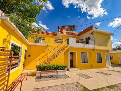 Hotel Estancia Moreno