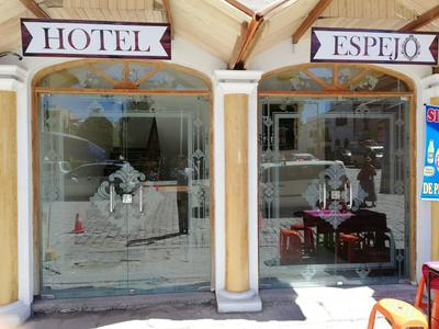 Hotel Espejo