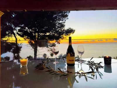 La Casa di Kosta Luxury Apartment, Kontogialos Beach, sea Views