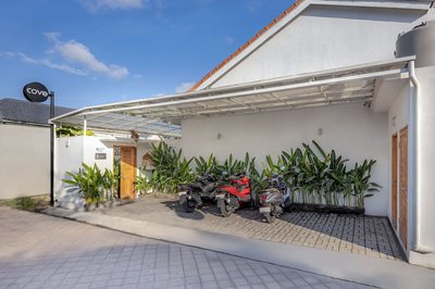 Cove Lotus Loft Seminyak