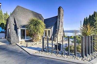 Puget Sound Cabin With Hot Tub and Water Views!
