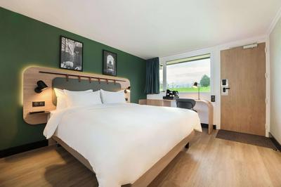 Campanile NATURE - Les Ulis