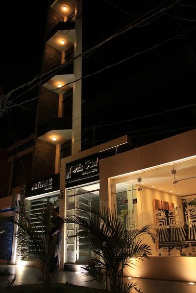 Villa Real Hotel & Suites