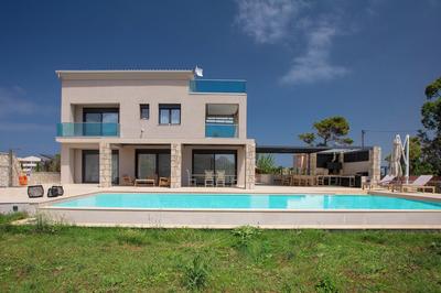 Aquamarina Villas