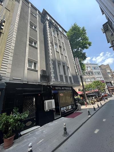 Metropol Hotel 2