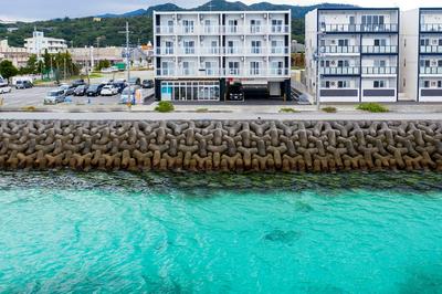 Mr.KINJO in MOTOBU OCEAN TERRACE