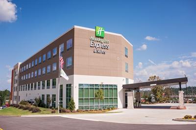Holiday Inn Express & Suites- Birmingham North-Fultondale by IHG