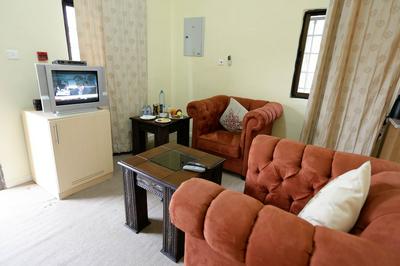 Montreal Hotel - Al Shobak