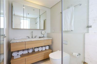 Canal View Two Bedroom Luxury Apartment - 507