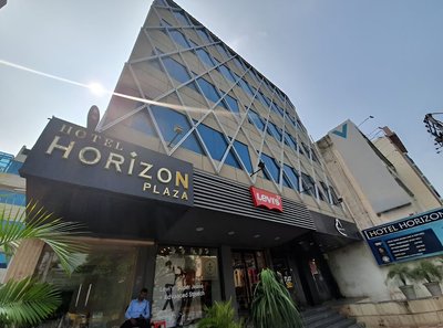 Hotel Horizon Plaza