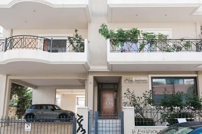 UPSTREET Superb & Comfy 2 BD Apt-Marousi