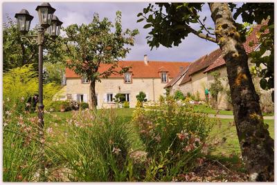 Le Bourg d'Aunou