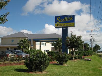Scottish Inn and Suites