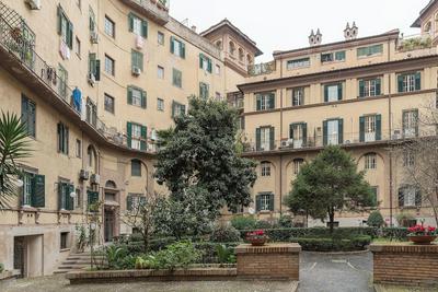 Mazzini Stylish 6 Pax Apartment