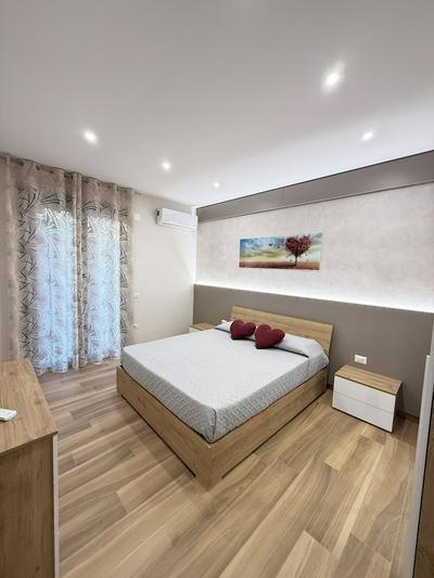 APARTMENT FREE SHUTTLE