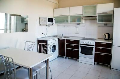 Apartment on Aviatorov 23