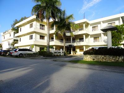 Summer Holiday Hotel