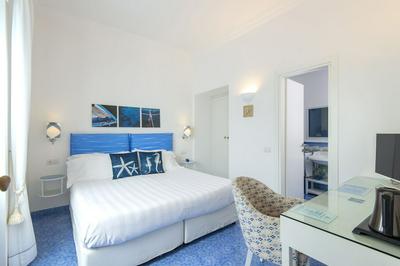 Relais Maresca Luxury Small Hotel