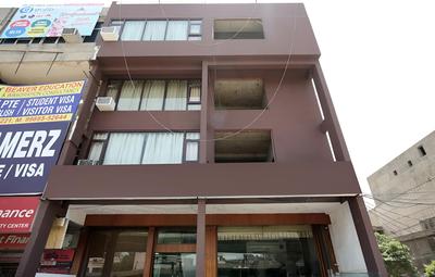 OYO 15565 Hotel Midtown