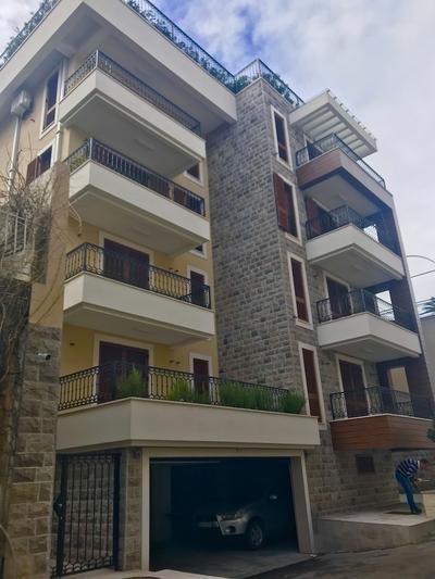 Spaska Apartments