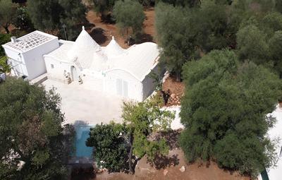 3195 Trullo Starbax by Perle di Puglia
