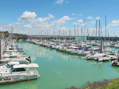 ibis Granville Port de plaisance