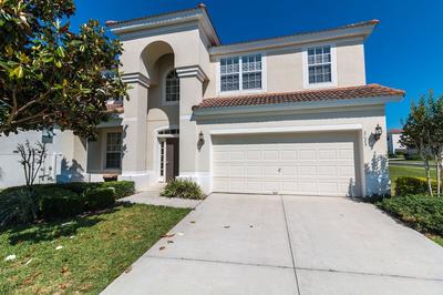 Pineapple Palms by VillaDirect