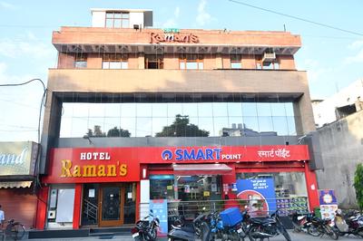 Hotel Raman's