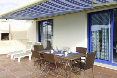 Holiday Home in Le Guilvinec Near Sandy Beach