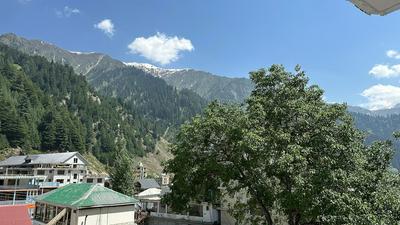 Himaliya Inn Hotel & Restaurant