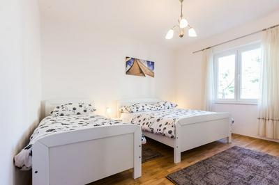 Lovely Leisure Apartments With Pool