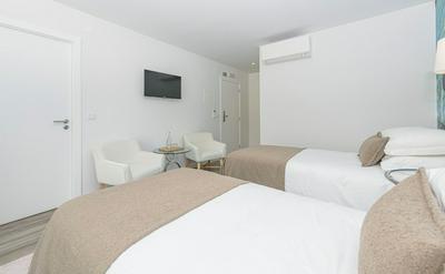 Estoril Village Guesthouse