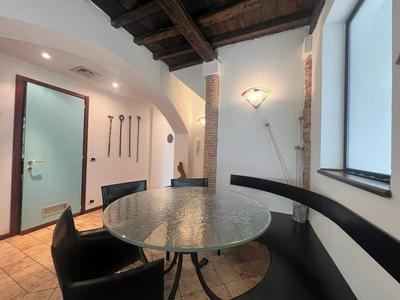 Charming Apt Near the Beach