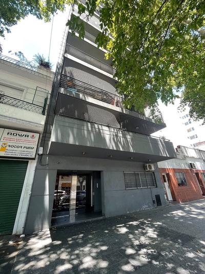 Cozy and Versatile Studio in Villa Urquiza With Balcony and Electric Grill