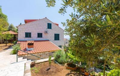Rooms on Konalu