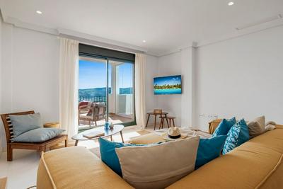 Panoramic Flat in Casares M56