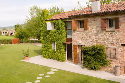 Maeli Winery House