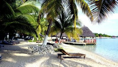 Ouanga Bay Beach Hotel