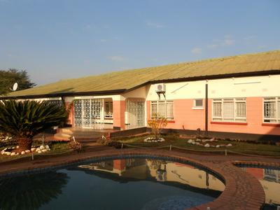 Wane Guest Lodge