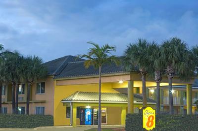 Super 8 by Wyndham Dania/Fort Lauderdale Arpt, Foto 2