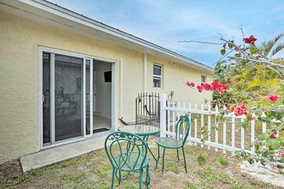 Pet-friendly Jensen Beach Home w/ Yard Near Ocean!