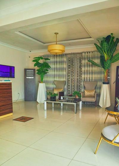 Nevada Hotel and Suites