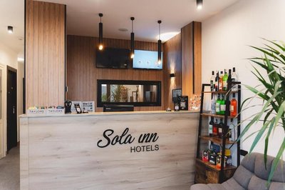 sola inn hotel airport