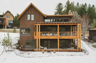 Wilderness Club Escape For 14!